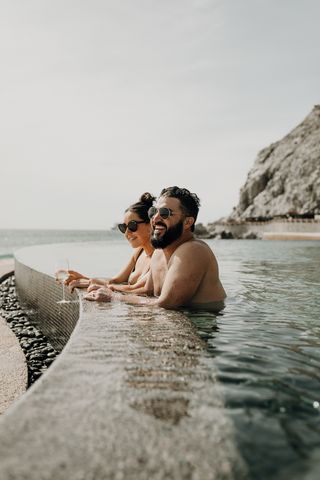 Two reps at the pool